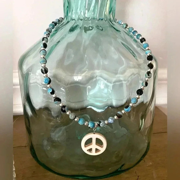 Handmade Beaded Hippie Necklace Ocean Blue Agate Stone Boho Peace Pendant 17” - Picture 6 of 6